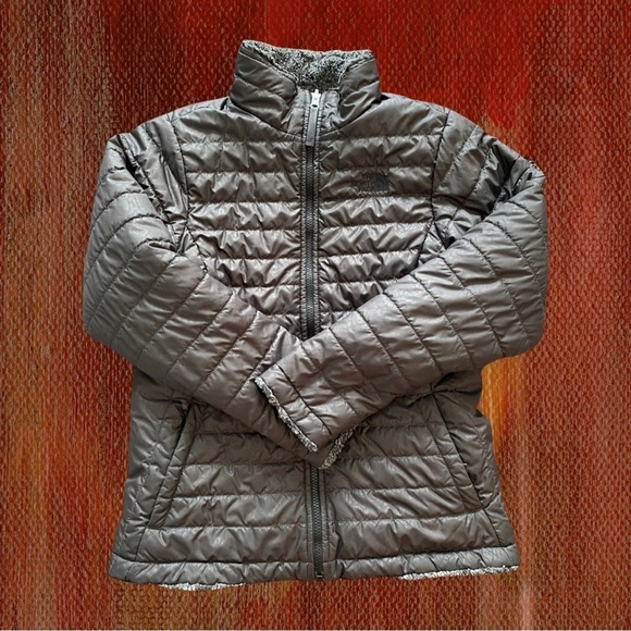 THE NORTH FACE Women’s Leopard Printed Mossbud Reversible Jacket - Picture 1 of 16